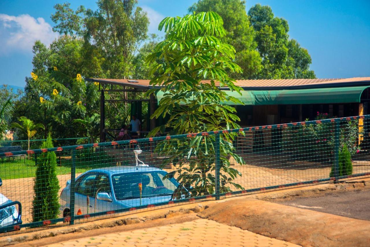 Quality Inn Hotel Kigali Eksteriør billede